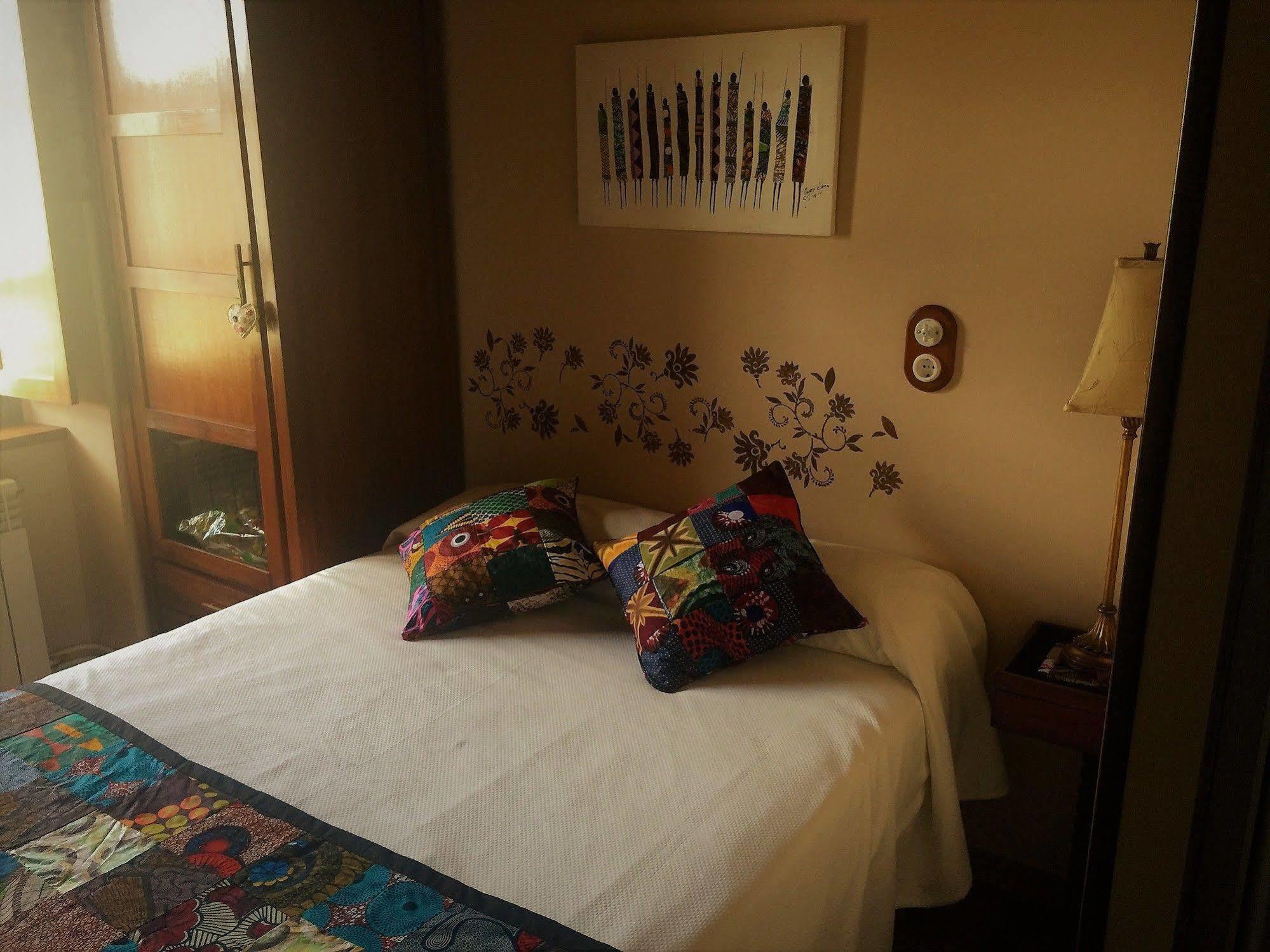 Os Tres Teixos Hotel Adelan Ngoại thất bức ảnh